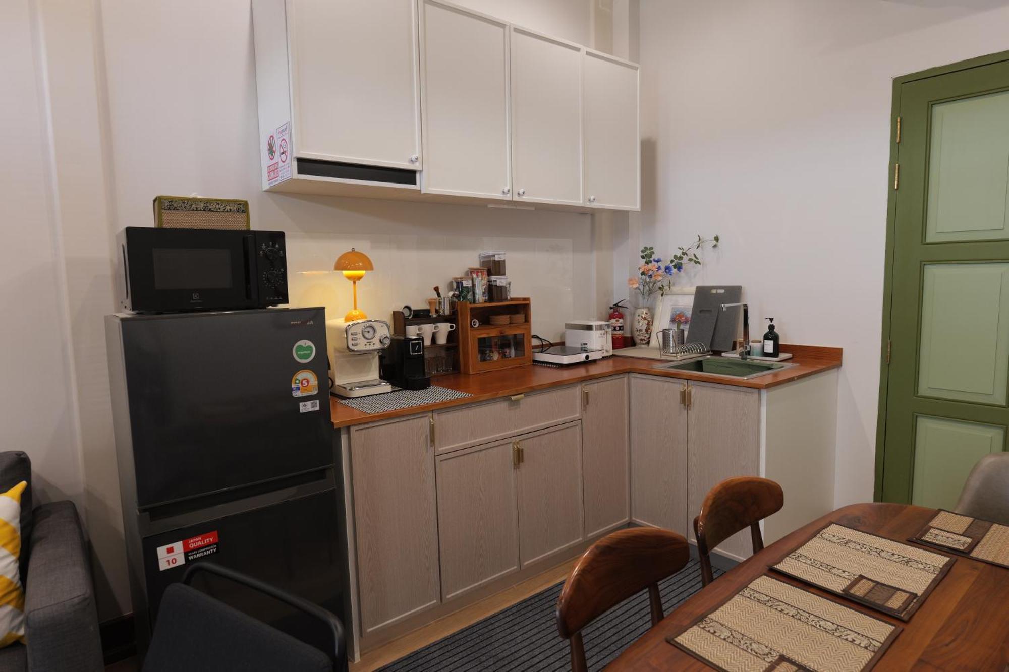 Entire 2br 2ba Chinatown Near Yaowarat - Songwat Apartamento *